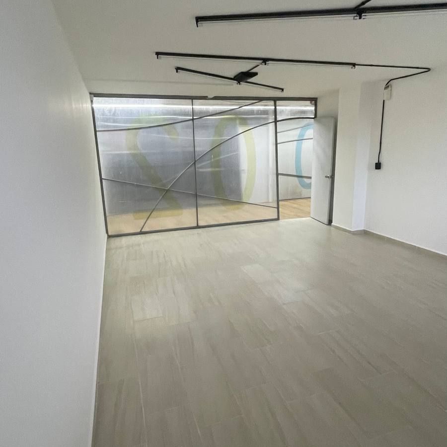 Oficina 02 — Plaza Avanti